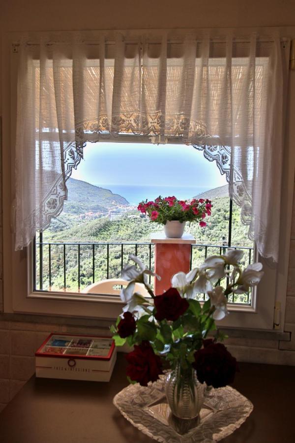 Mamaamelia Apartment Levanto Exterior photo